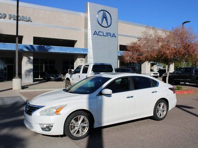 Used 2014 Nissan Altima 2.5 SL w/ Moonroof Package