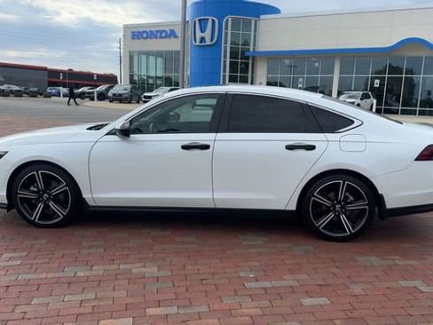 Certified 2024 Honda Accord Sport image 8