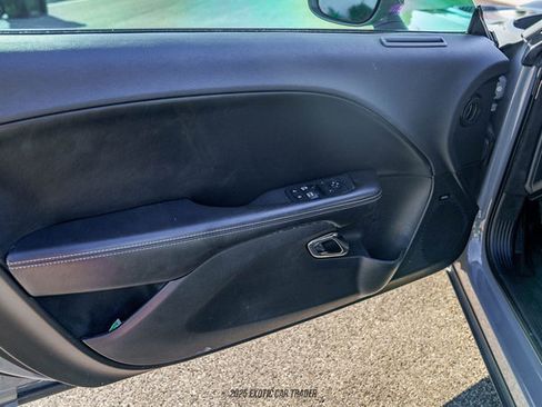 Used 2018 Dodge Challenger SRT Hellcat image 26