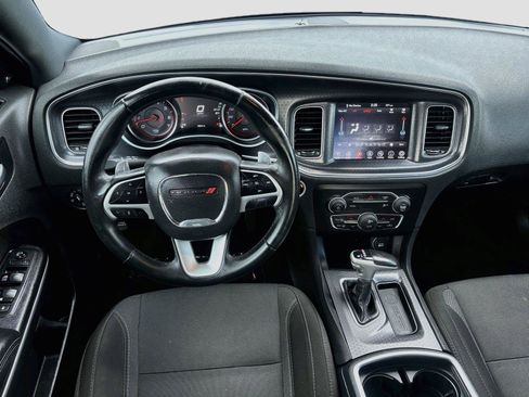 Used 2017 Dodge Charger R/T RWD image 20