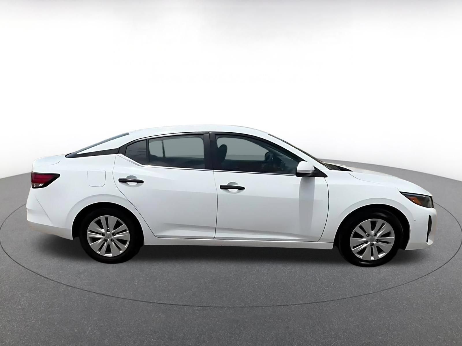 Used 2025 Nissan Sentra S FWD image 15