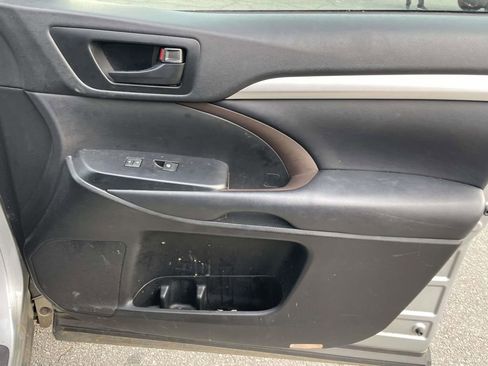 Used 2018 Toyota Highlander Plus image 45