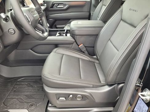 New 2026 GMC Yukon Denali w/ Denali Reserve Package AWD/4WD image 20