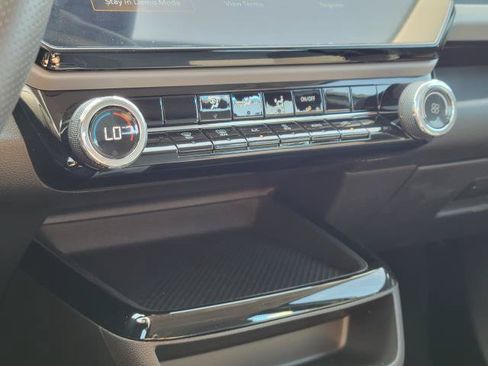 New 2027 Chevrolet Bolt LT FWD image 20