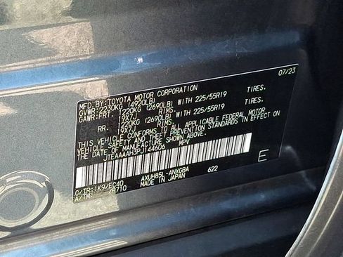 Used 2023 Toyota Venza XLE AWD/4WD image 29