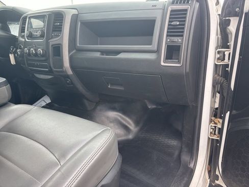 Used 2019 RAM 1500 Tradesman w/ Power & Remote Entry Group image 18