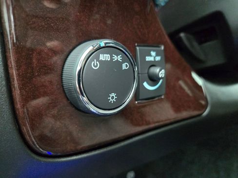 Used 2020 GMC Savana 2500 image 21