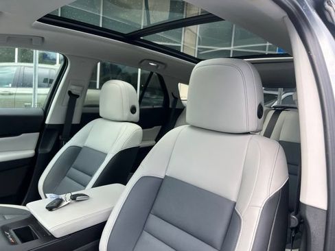 Used 2024 Honda Prologue Touring image 16