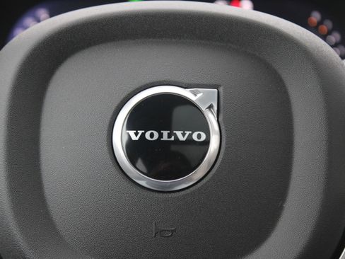 New 2026 Volvo XC90 B6 Plus w/ Protection Package AWD/4WD image 22