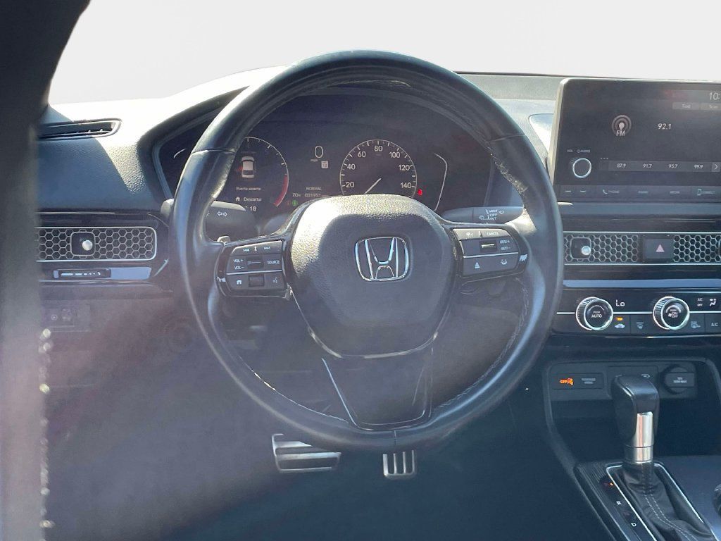 Used 2025 Honda Civic Sport image 16