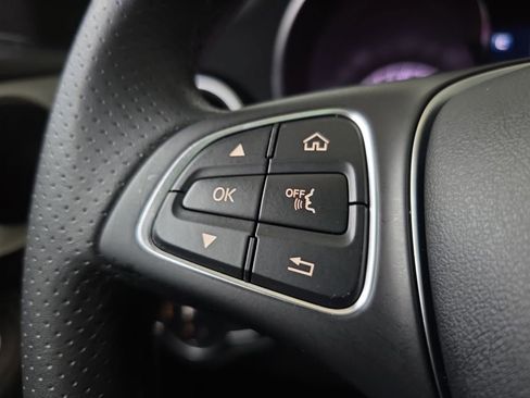 Used 2018 Mercedes-Benz C 300 4MATIC Sedan image 19