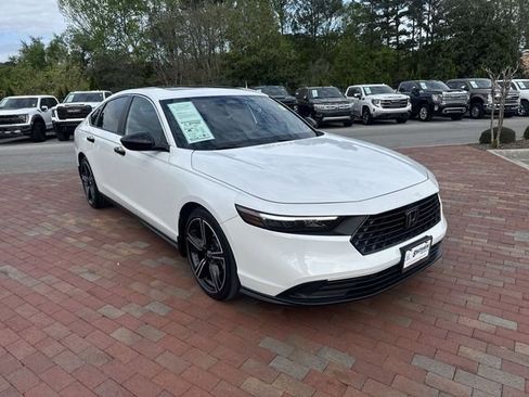 Certified 2024 Honda Accord Sport image 38