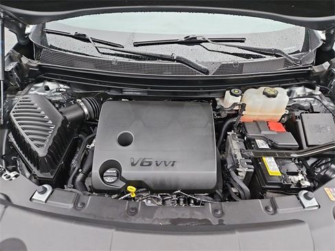 Certified 2023 Chevrolet Traverse Premier w/ LPO, Floor Liner Package image 31