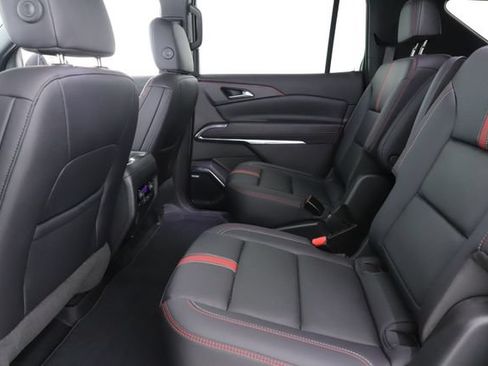Used 2025 Chevrolet Traverse RS w/ LPO, Floor Liner Package AWD/4WD image 29