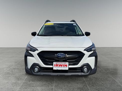 Used 2025 Subaru Outback Onyx Edition AWD/4WD image 8