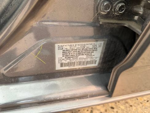 Used 2025 Nissan Sentra SV FWD image 28