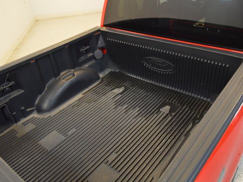 Used 2022 Ford F150 XLT w/ Equipment Group 302A High image 13