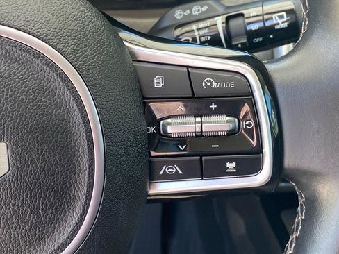 Certified 2023 Kia Sorento X-Line EX AWD/4WD image 18