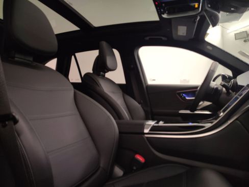 Certified 2026 Mercedes-Benz GLC 300 image 30