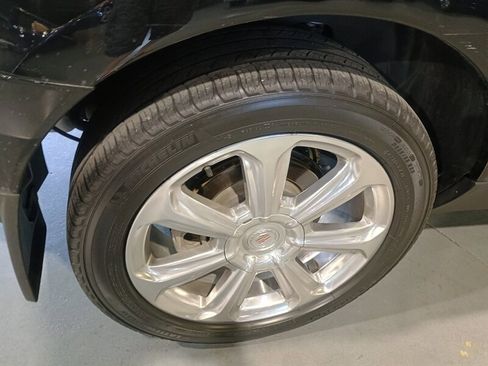 Used 2015 Cadillac SRX Premium image 46