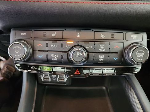 Used 2023 Dodge Durango GT AWD/4WD image 27