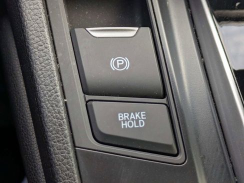 Used 2020 Honda CR-V Touring image 25