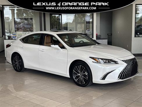 Certified 2025 Lexus ES 350 w/ Premium Package image 1