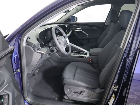 Used 2025 Audi Q5 Premium Plus w/ Premium Plus image 21