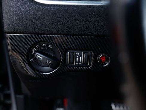 Used 2018 Dodge Charger R/T Scat Pack image 51