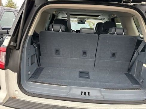 Used 2020 Lincoln Navigator Black Label w/ Cargo Convenience Package image 5