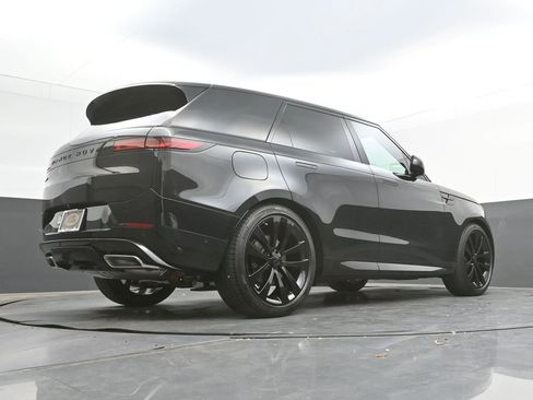 New 2026 Land Rover Range Rover Sport Dynamic SE AWD/4WD image 40