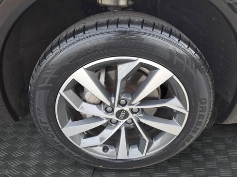 Used 2022 Audi Q5 2.0T Premium w/ Convenience Package image 17