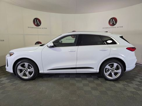 New 2025 Audi Q5 Prestige image 5