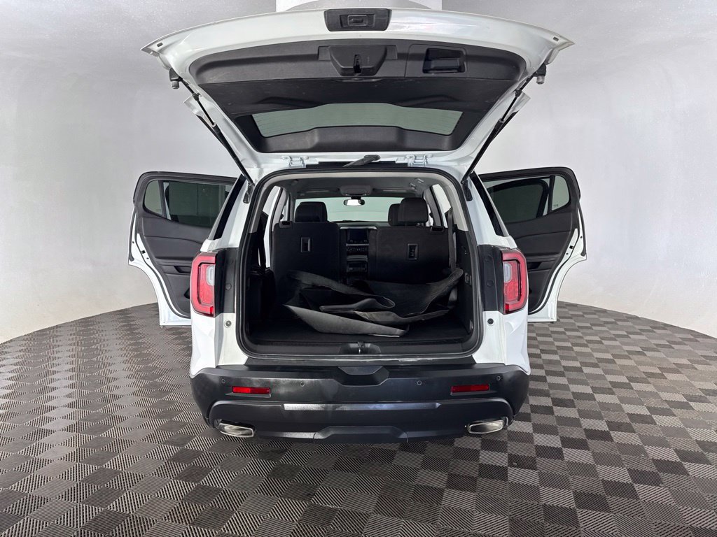 Used 2022 GMC Acadia SLE w/ Elevation Edition FWD image 17