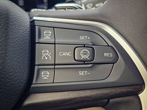 New 2026 Jeep Grand Cherokee Limited image 20