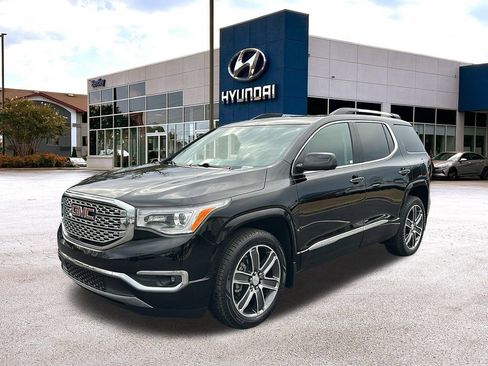 Used 2017 GMC Acadia Denali w/ Technology Package image 1