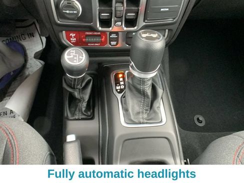 New 2025 Jeep Wrangler Unlimited Rubicon w/ Safety Group AWD/4WD image 21