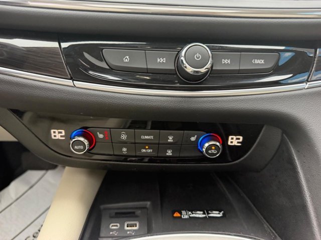 Used 2022 Buick Enclave Essence w/ Experience Buick Package AWD/4WD image 19