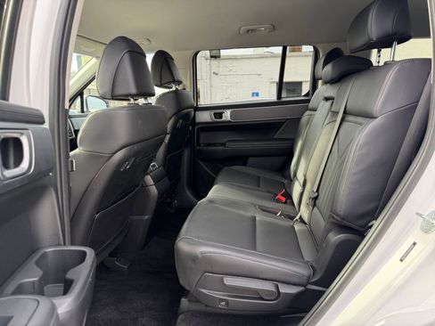 Used 2025 Hyundai Santa Fe SEL image 27