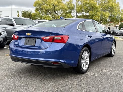 Used 2023 Chevrolet Malibu LT w/ Driver Confidence Package image 5