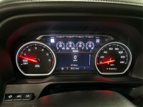 Used 2022 Chevrolet Silverado 1500 LTZ w/ LTZ Premium Package AWD/4WD image 18