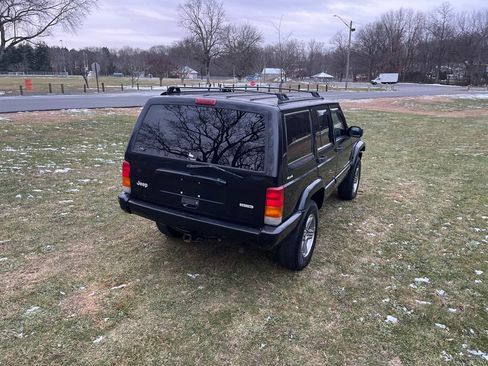 Used 2000 Jeep Cherokee Classic image 12