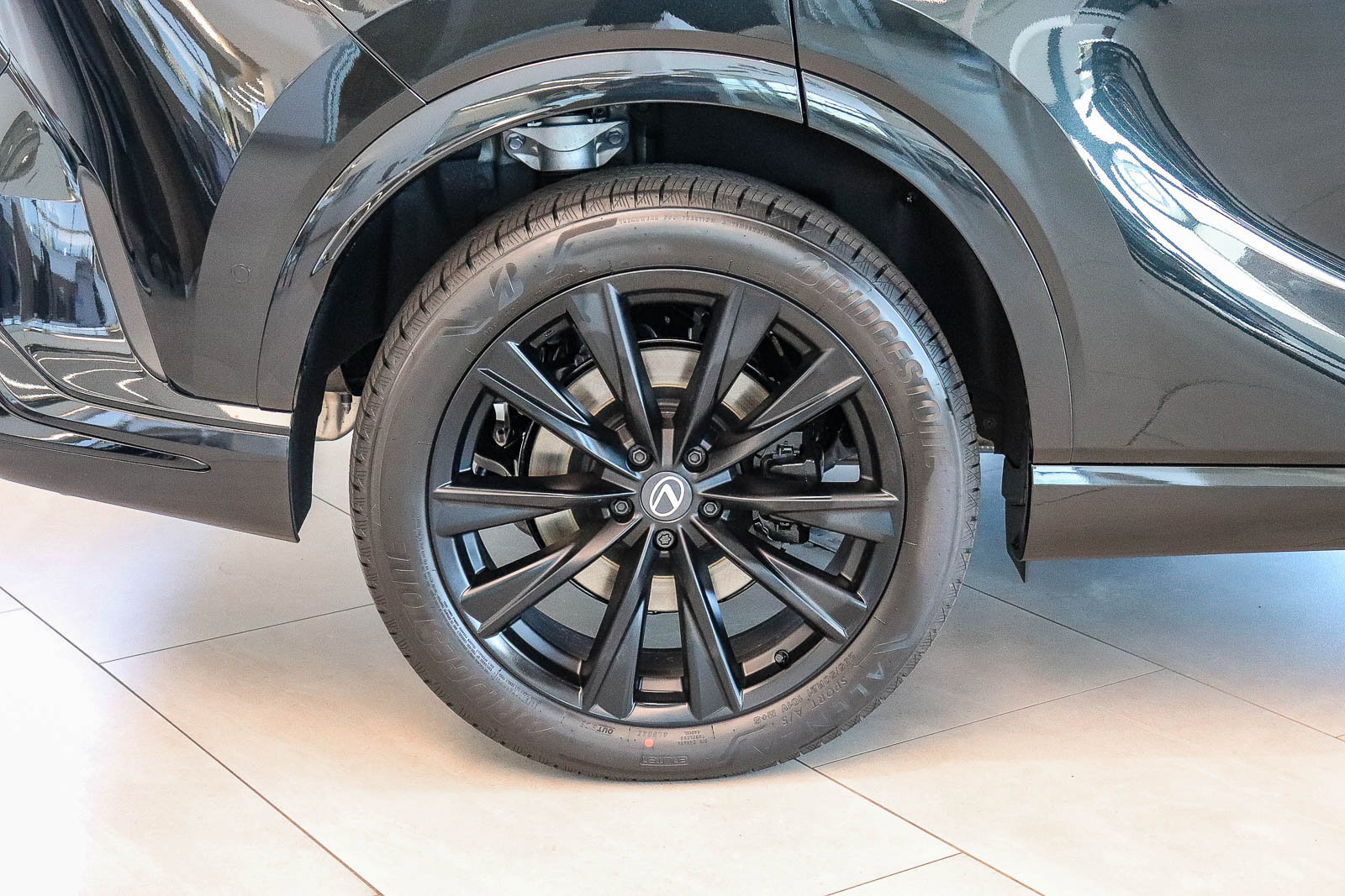 New 2026 Lexus RX 500h F Sport w/ Convenience Package AWD/4WD image 8