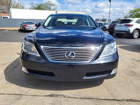 Used 2007 Lexus LS 460 Luxury RWD image 2