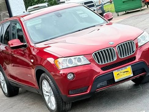 Used 2013 BMW X3 xDrive28i AWD/4WD image 2