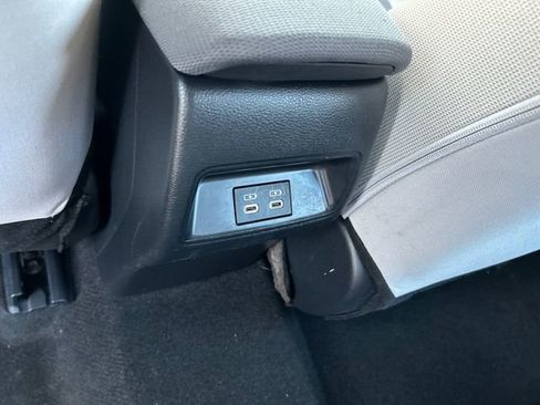 Certified 2024 Toyota Corolla LE image 30