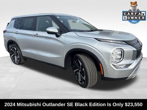 Used 2024 Mitsubishi Outlander SE Black Edition FWD image 1