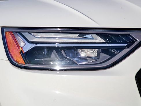 Certified 2023 Audi Q5 2.0T Premium Plus w/ Premium Plus Package image 12