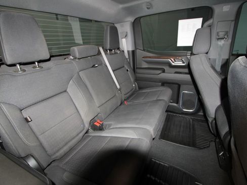 Used 2024 GMC Sierra 1500 Elevation image 24