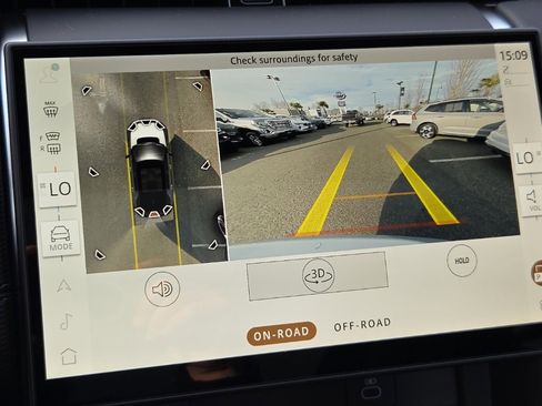 New 2026 Land Rover Discovery Sport Landmark image 26